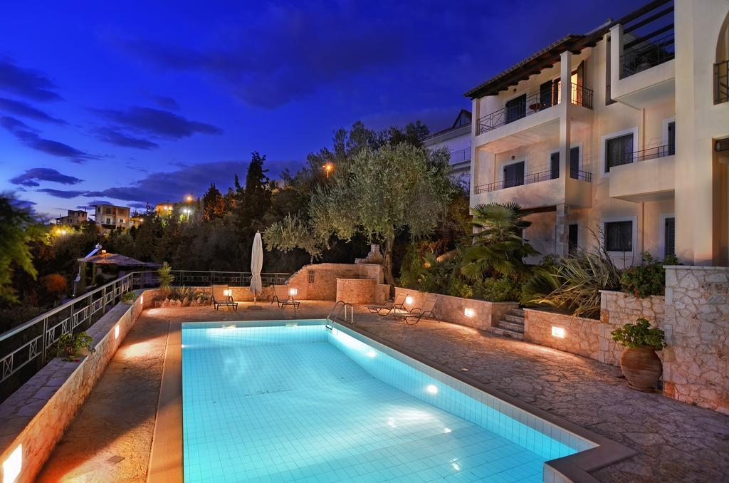 Niriides Luxury Apartments Sívota エクステリア 写真