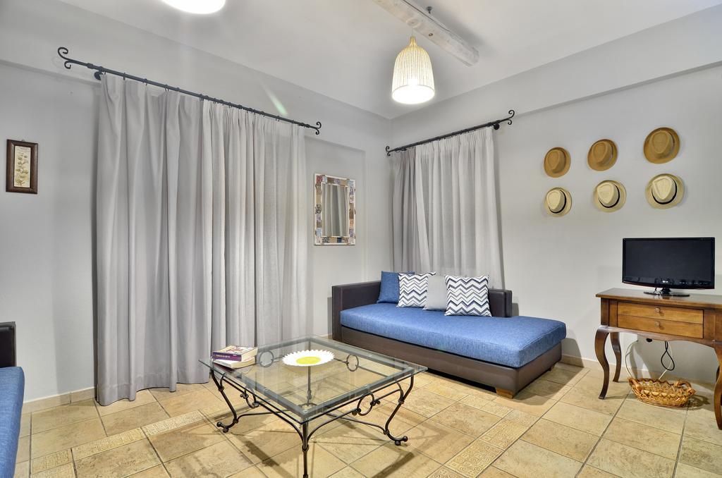 Niriides Luxury Apartments Sívota エクステリア 写真