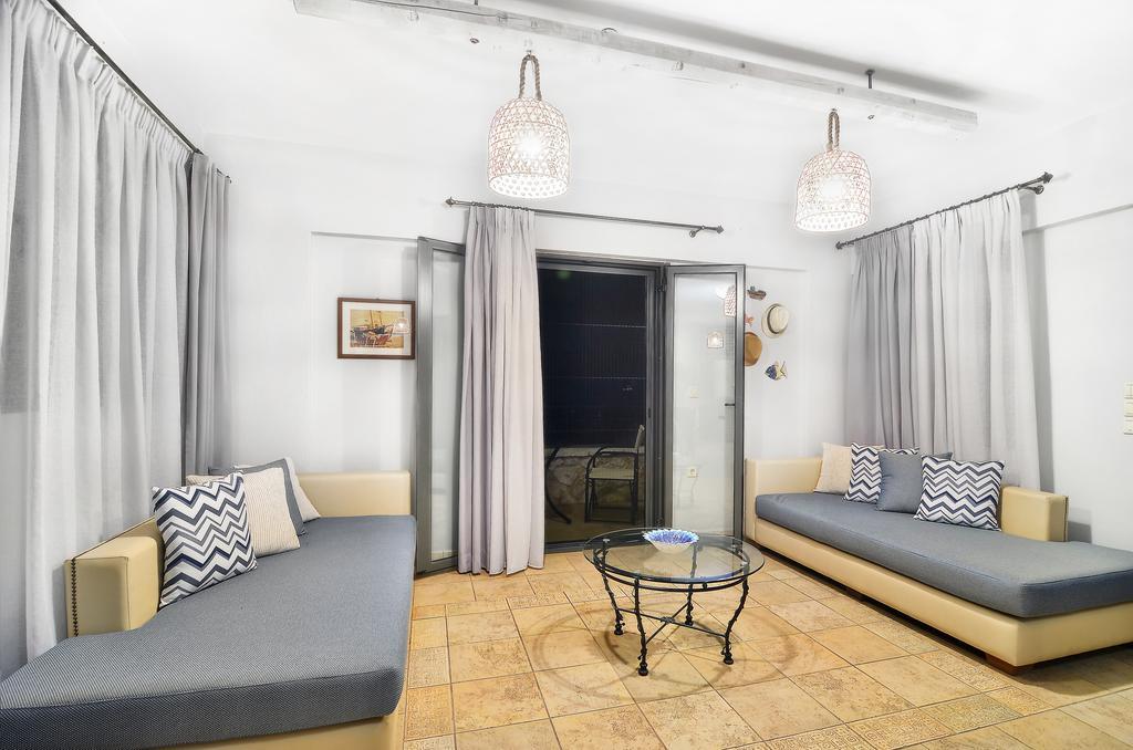 Niriides Luxury Apartments Sívota エクステリア 写真